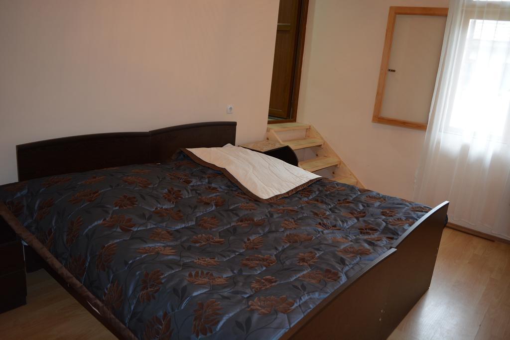 מסטיה Mziuri Guest House מראה חיצוני תמונה