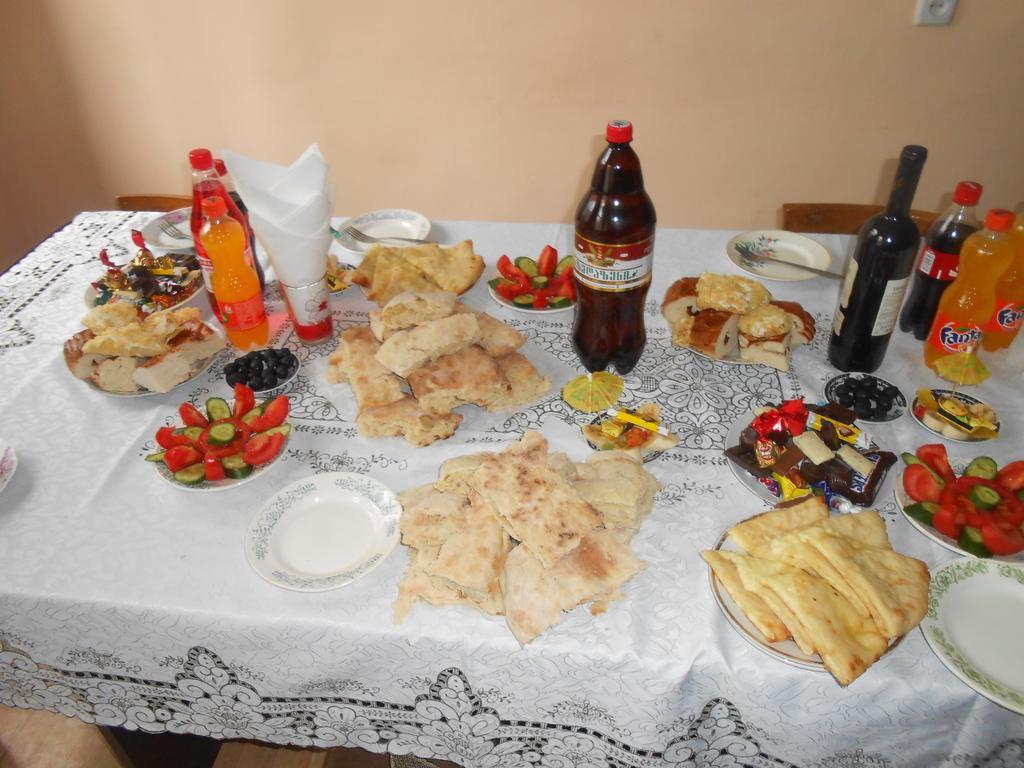 מסטיה Mziuri Guest House מראה חיצוני תמונה
